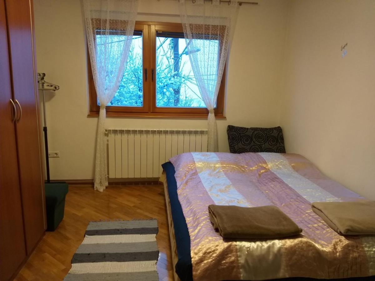 Apartman Sa Garazom I Internetom Sarajevo Bagian luar foto